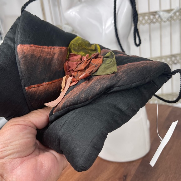 New.Joan & Lucy cluch fabric bag. - Picture 10 of 10